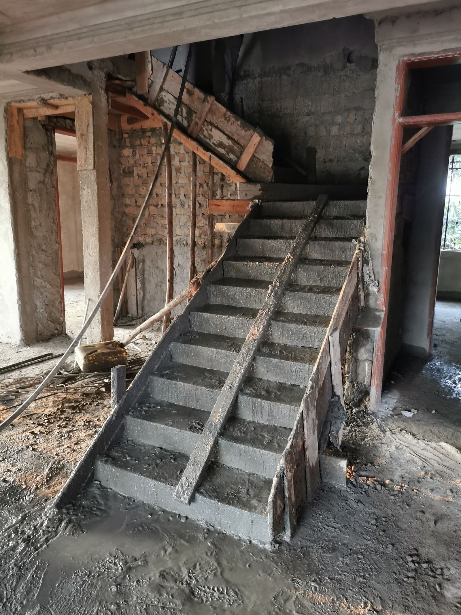Cast-in-place reinforced concrete staircase under construction